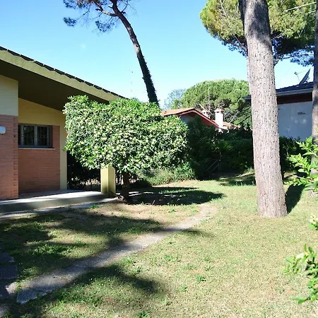 Genny Villa